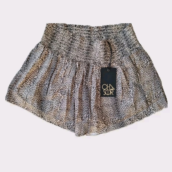 Chaser Women's Shorts Leopard print Size S - Picture 1 of 5